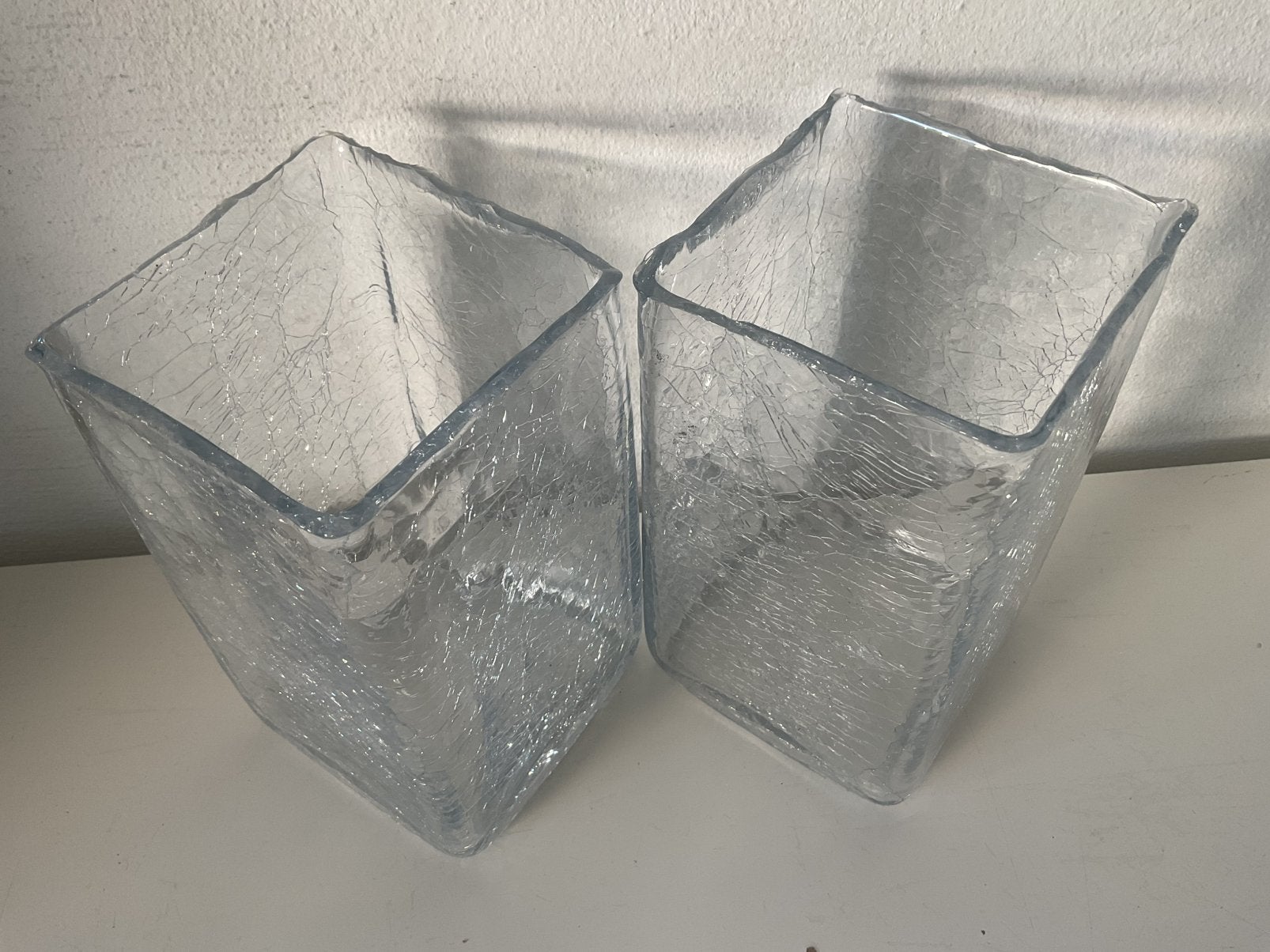 Twee Gelijke Vierkante Glazen Vazen, Ophalen of Verzenden, Gebruikt, Glas