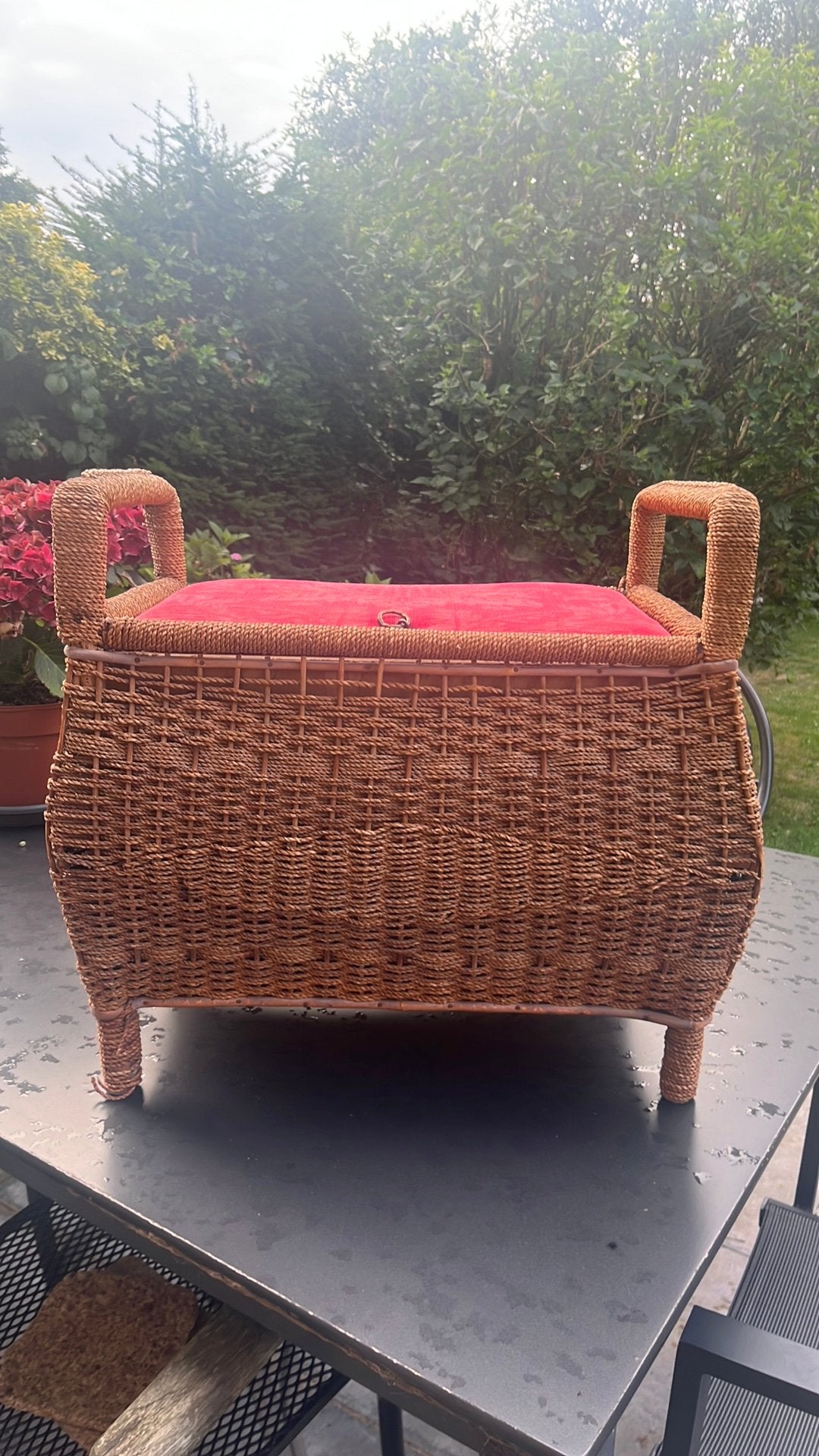 Vintage mand op pootjes, Ophalen, Zo goed als nieuw