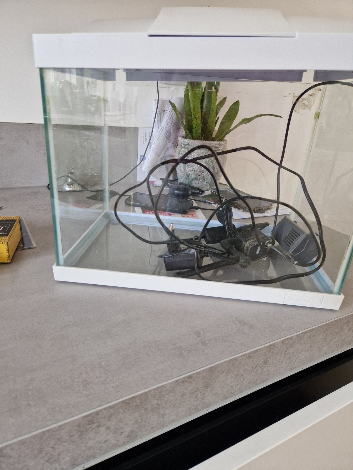 aquarium met pomp, Ophalen