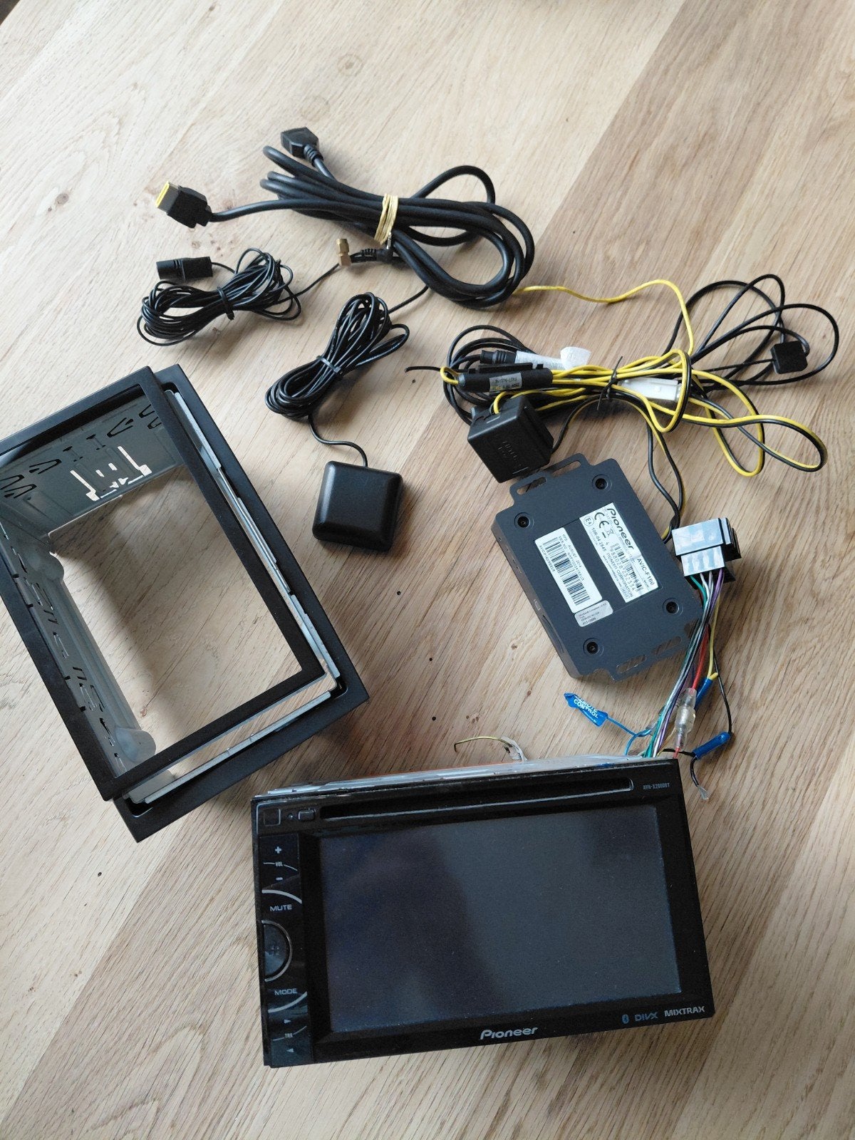 Pioneer AVIC-F160 Navigatiesysteem voor vrachtwagens/campers, Ophalen