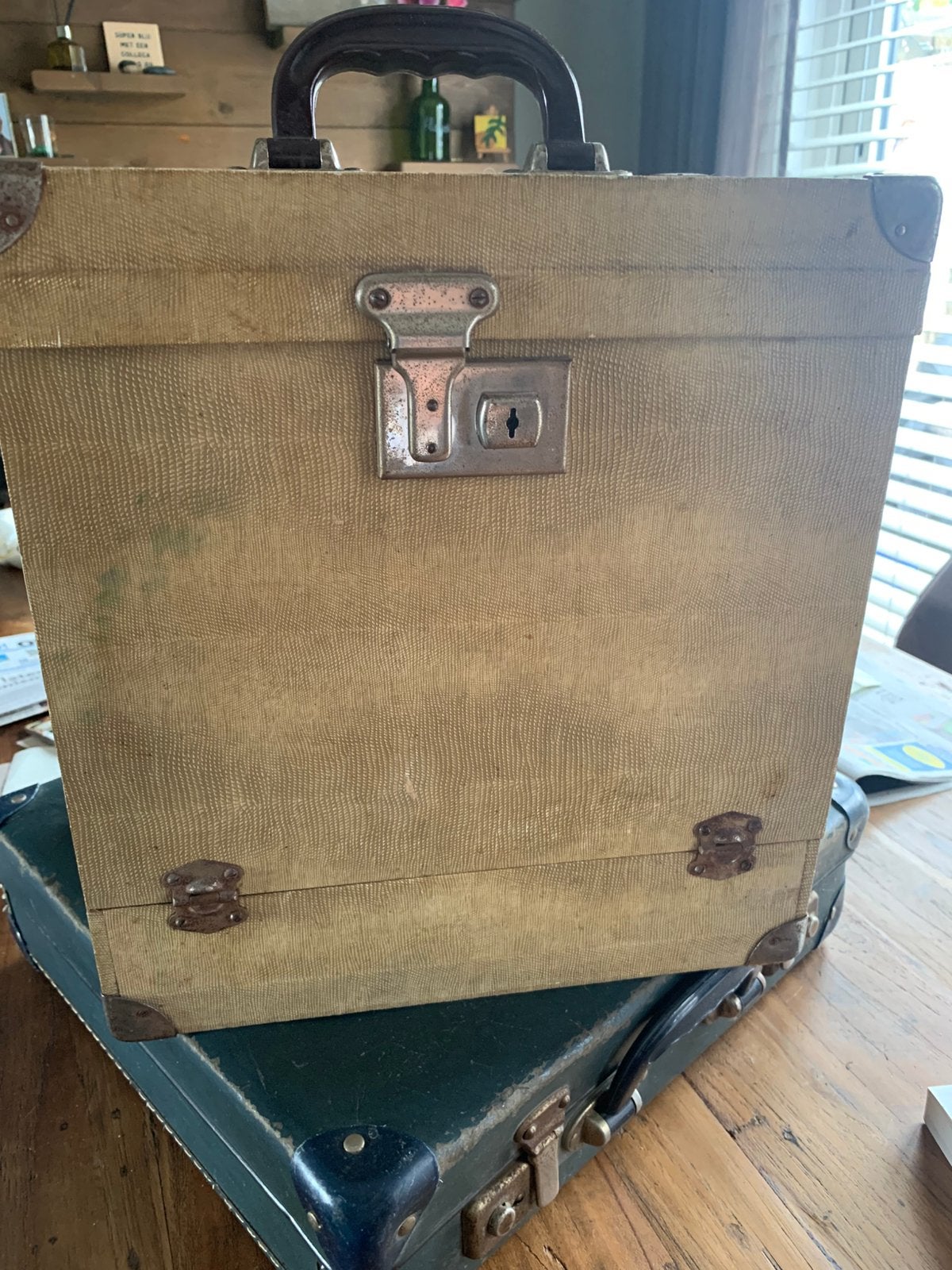 Vintage platenkoffer, Sieraden, Tassen en Uiterlijk, Koffers, Ophalen, Overige materialen, Gebruikt, Minder dan 50 cm