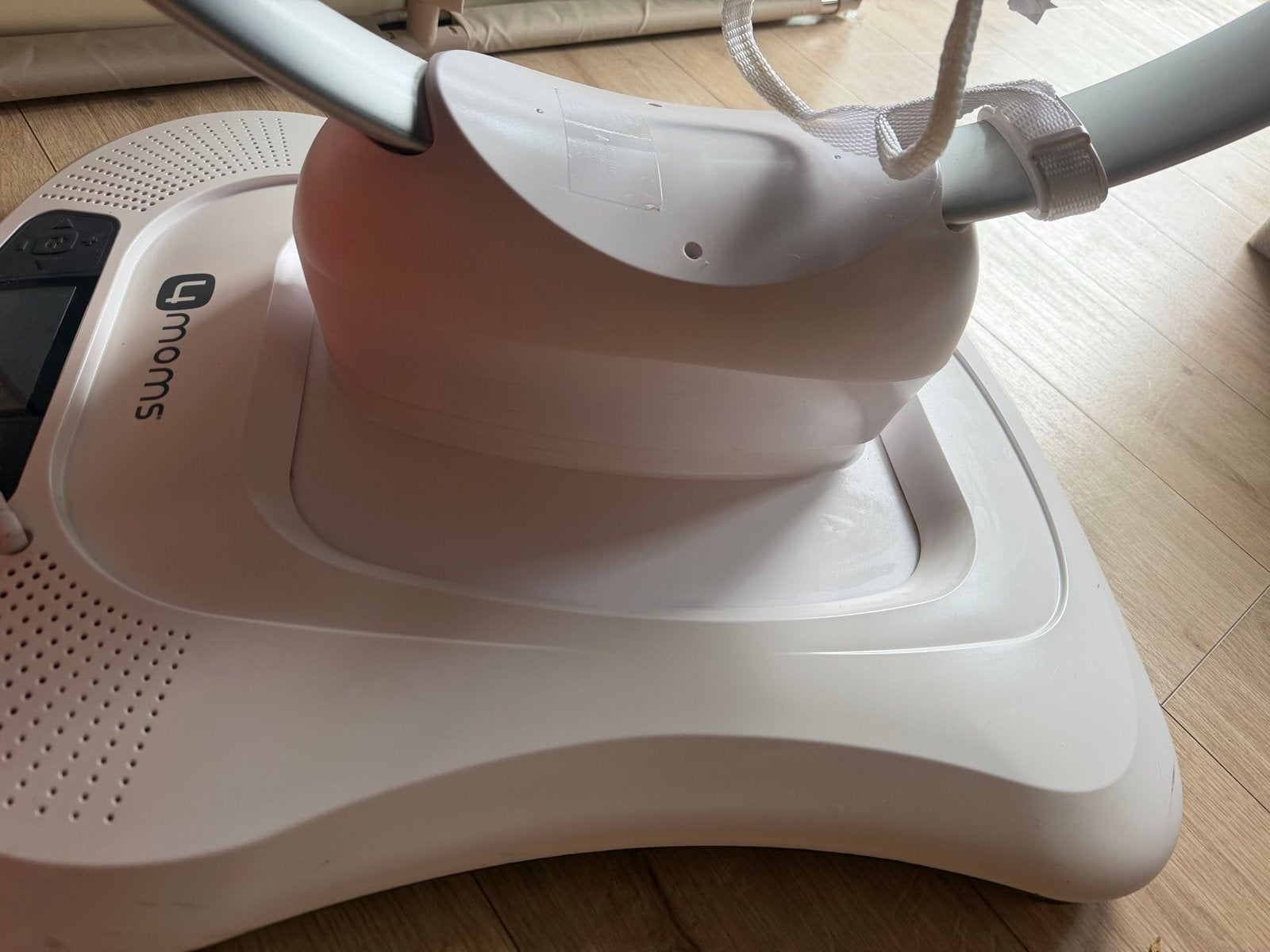 4moms MamaRoo 4.0 Wipstoel - Zo goed als nieuw, Gebruikt, Wipstoel, Met gordel(s) of riempje(s), Ophalen