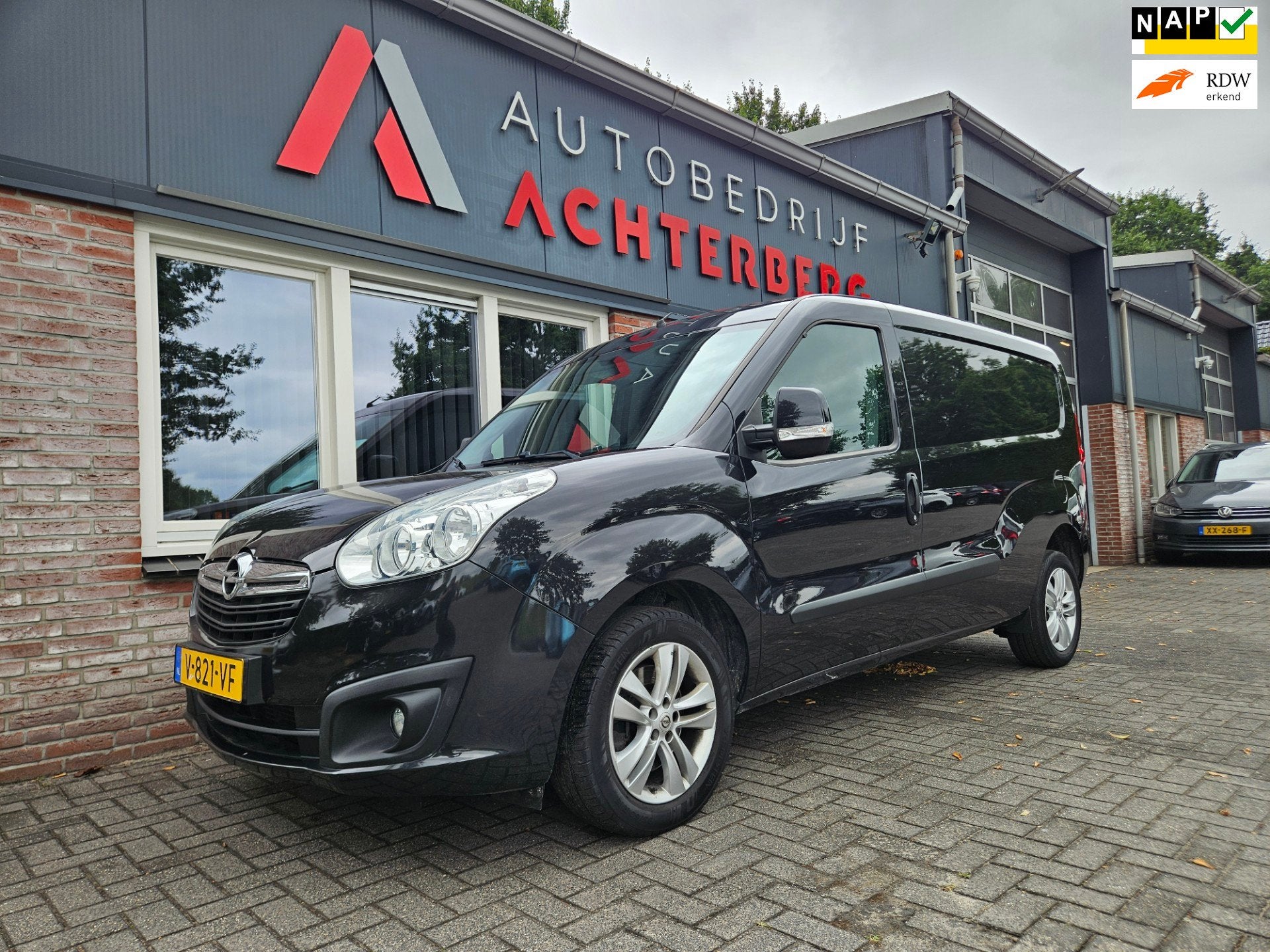 Opel Combo 1.3 CDTi L2H1 Sport Trekhaak! Airco! Cruise Contr, Auto's, Bestelauto's, Gebruikt, Euro 6, Bluetooth, Origineel Nederlands