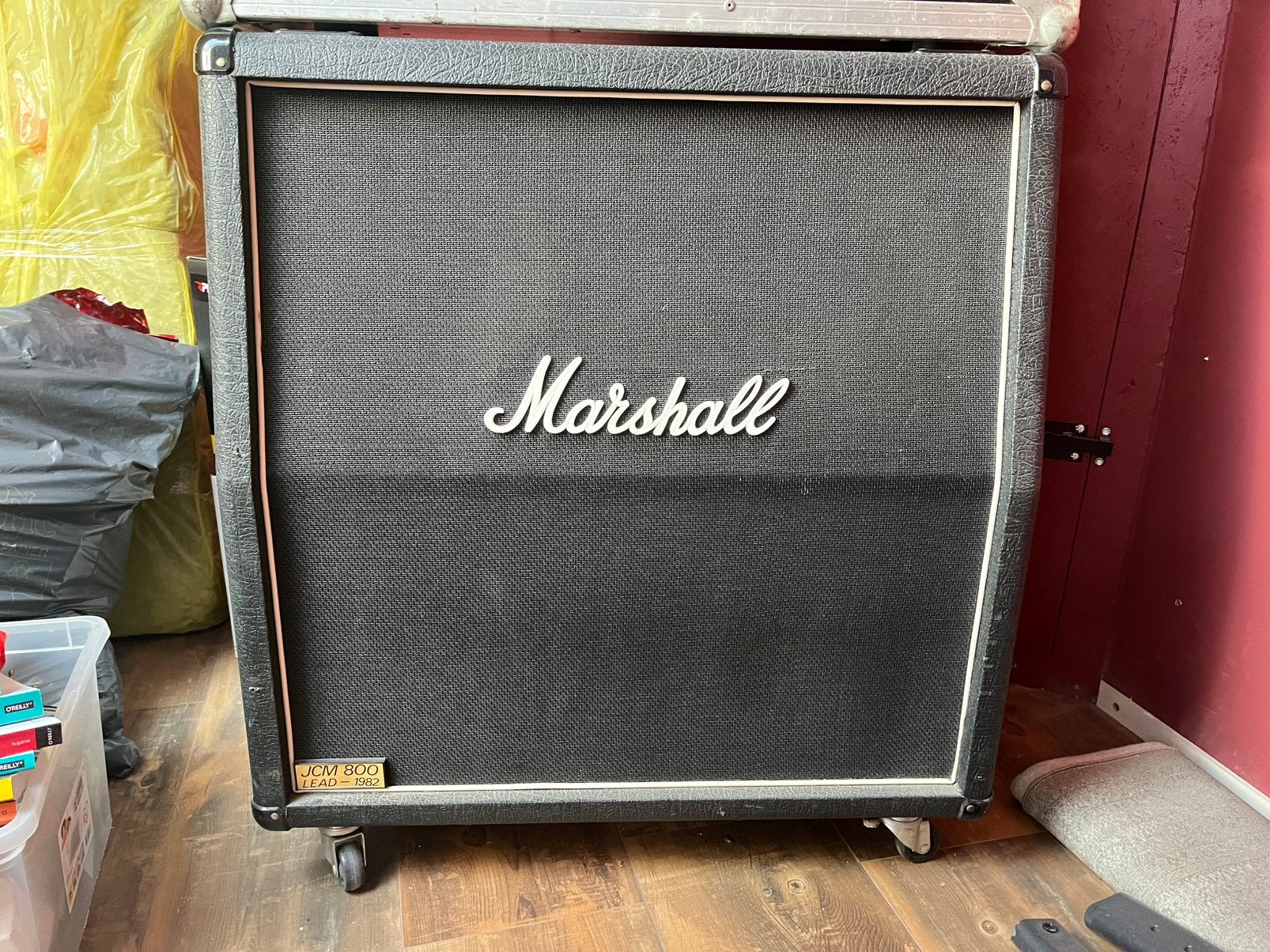 Marshall JCM800 1982A Lead 4x12 Speaker Cabinet, Muziek en Instrumenten, Ophalen, Zo goed als nieuw, 100 watt of meer
