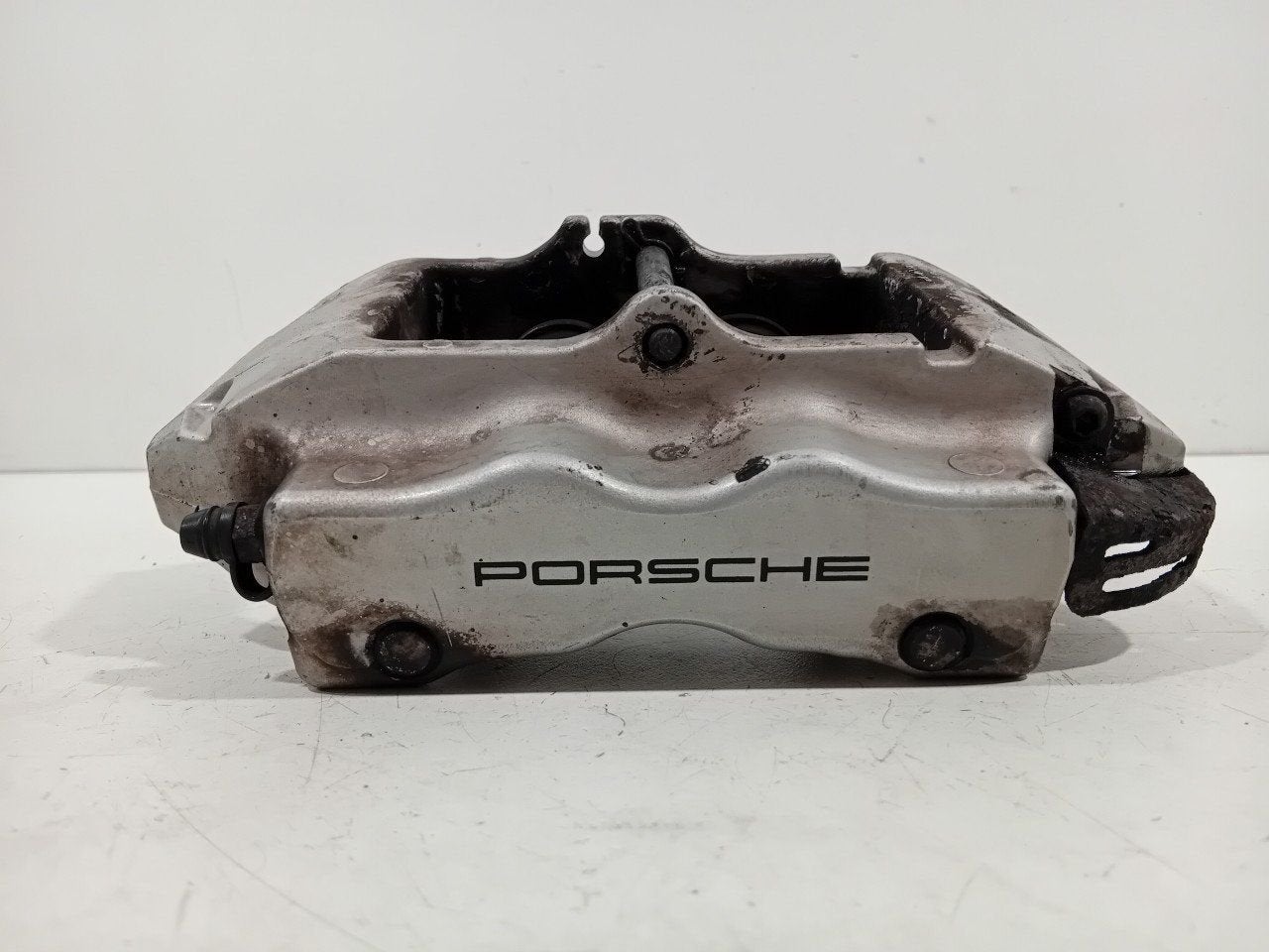 Remklauw rechts achter Porsche Cayenne, Onderdelen@venauto.nl, Van der Ven Autorecycling B.V., Gebruikt, Ettenseweg 76, 4706 PB Roosendaal, The Netherlands