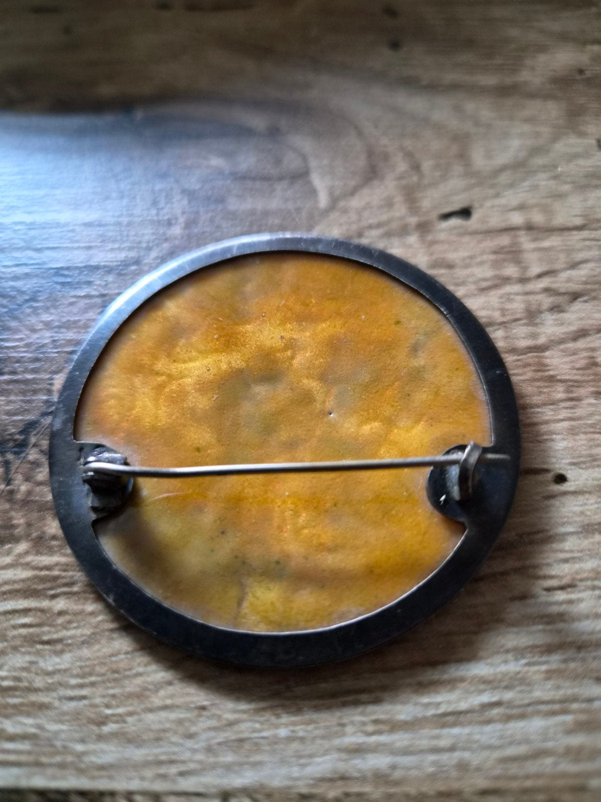 Antieke zilveren broche met emaille en afbeelding ruiter., Ophalen of Verzenden, Zilver, Broche