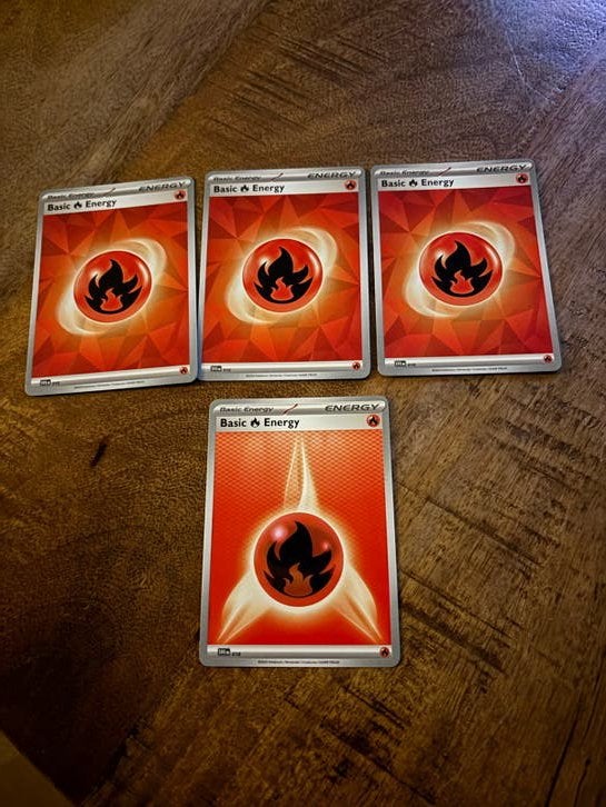 4x Pokémon Basic Fire Energy Kaarten, Ophalen of Verzenden, Gebruikt, Meerdere kaarten