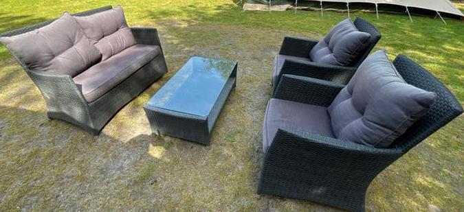 Comfortabele Tuinset met Glazen Tafel ophalen in Appelscha, Ophalen, 4 zitplaatsen, Gebruikt, Wicker