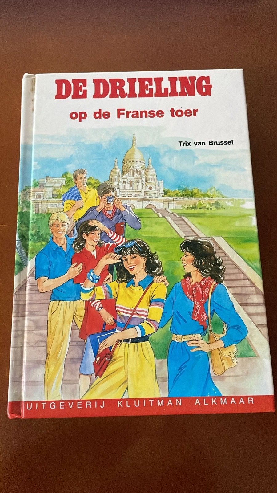 De Drieling op de Franse toer - Trix van Brussel, Ophalen, Gelezen, Fictie algemeen