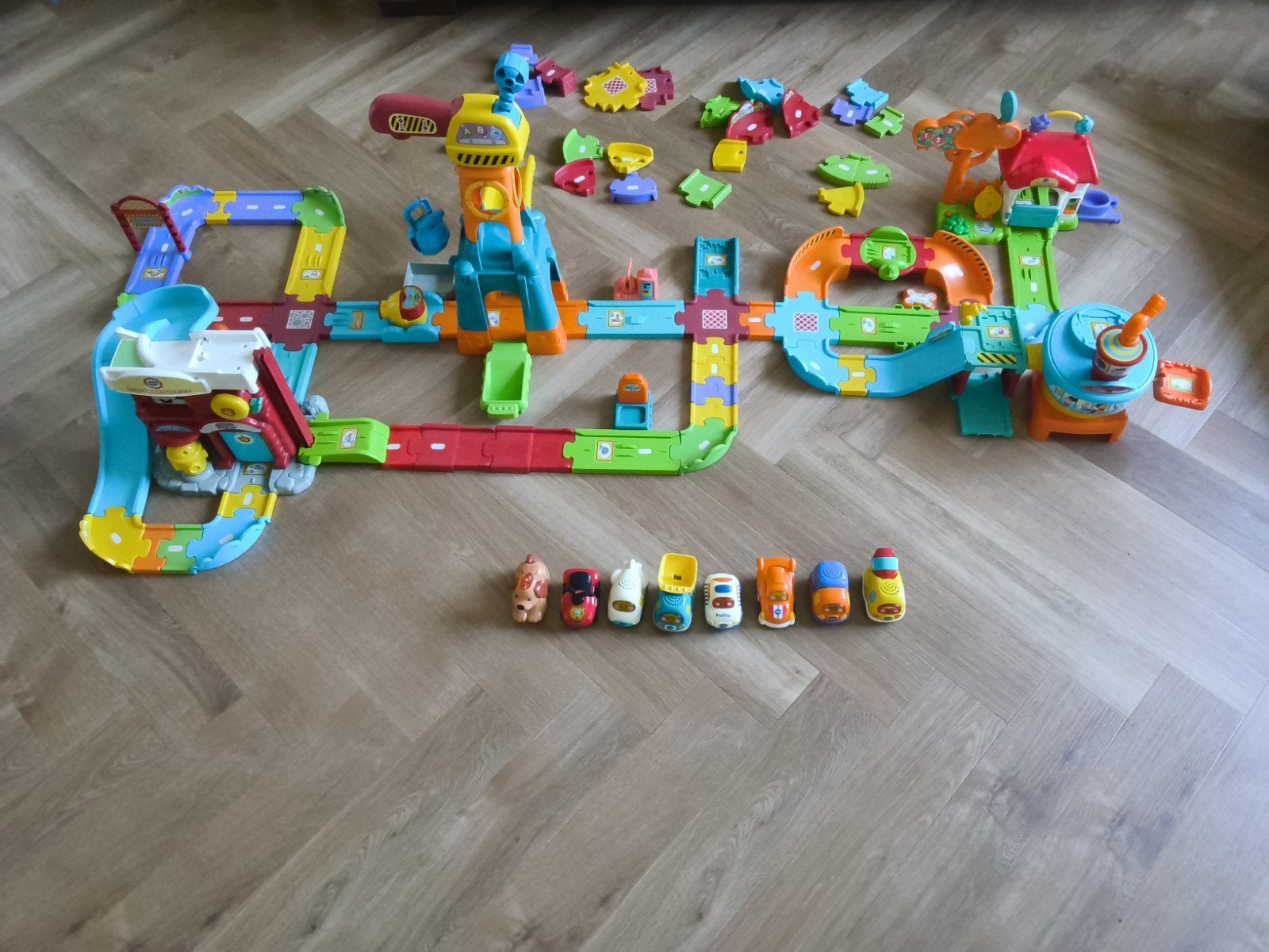 Grote VTech Toet Toet Auto's set met 8 auto's, Ophalen, Gebruikt, Auto, Met wieltjes