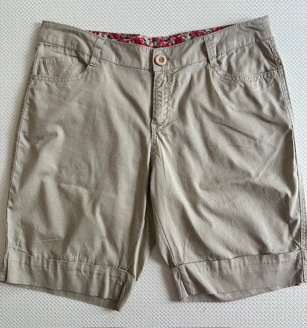 Korte broek van Zeeman, maat 40 zgan (K51), Maat 38/40 (M), Kort, Zeeman, Beige