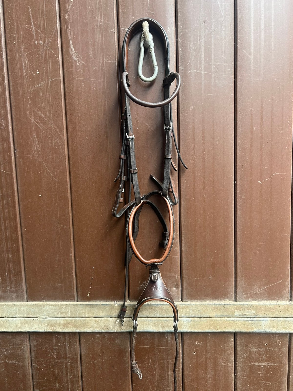 Hoofdstel Silver Crown met dubbele neusriem, Dieren en Toebehoren, Paarden en Pony's | Hoofdstellen en Tuigage, Bruin, Ophalen of Verzenden