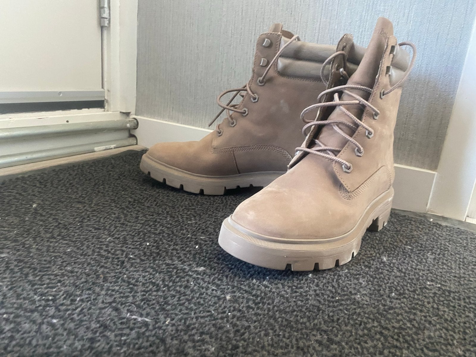 Timberland veterboots - nieuw, Ophalen of Verzenden, Zo goed als nieuw, Overige kleuren, Lage of Enkellaarzen