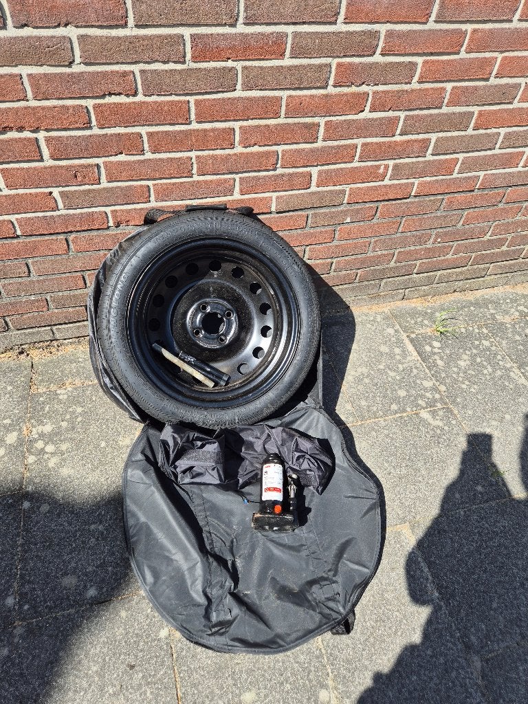 Thuisbrenger/komer + krik o.a. Renault captur R16 4x100x60,1, Auto-onderdelen, Ophalen, Nieuw, Overige maten, 135 mm