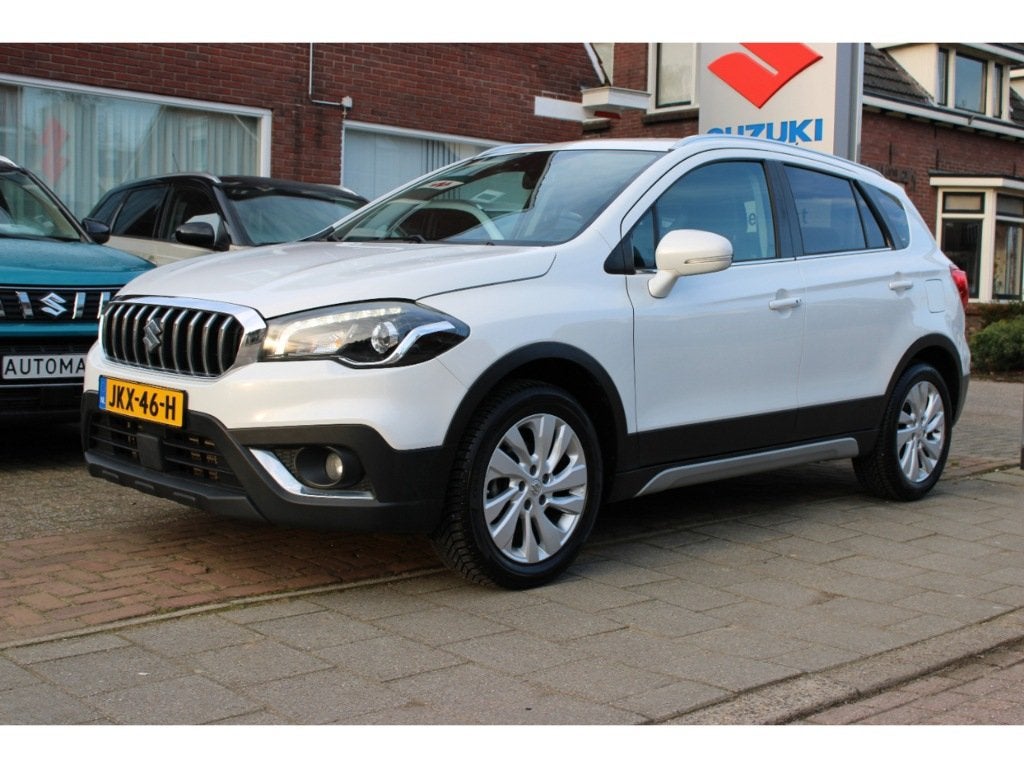 Suzuki S-CROSS 1.0 BJ Select 4WD / Rijklaarprijs, Auto's, Overige modellen, Overige carrosserieën, 400 kg, Wit