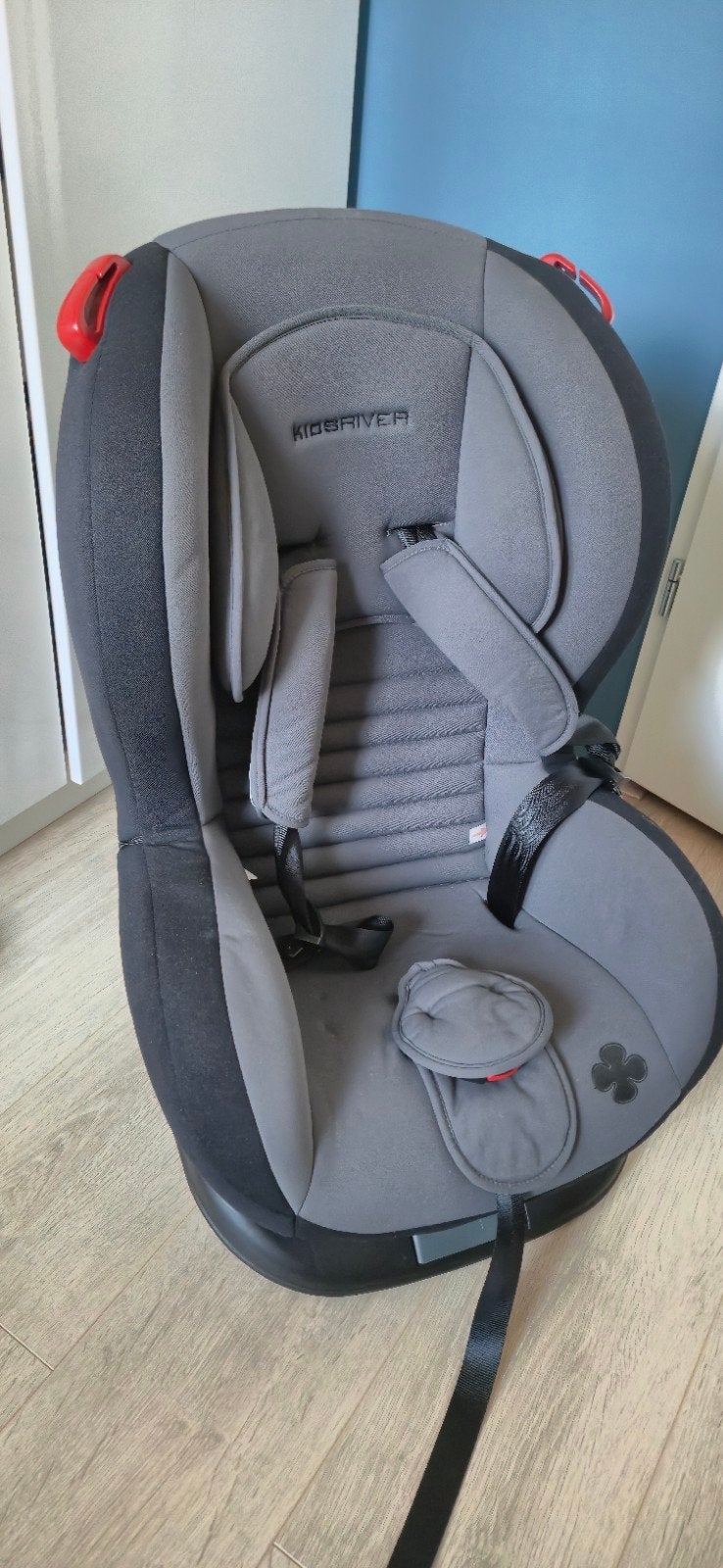 Kidsriver Evi autostoel antraciet, Gebruikt, 9 t/m 36 kg, Ophalen, Overige merken