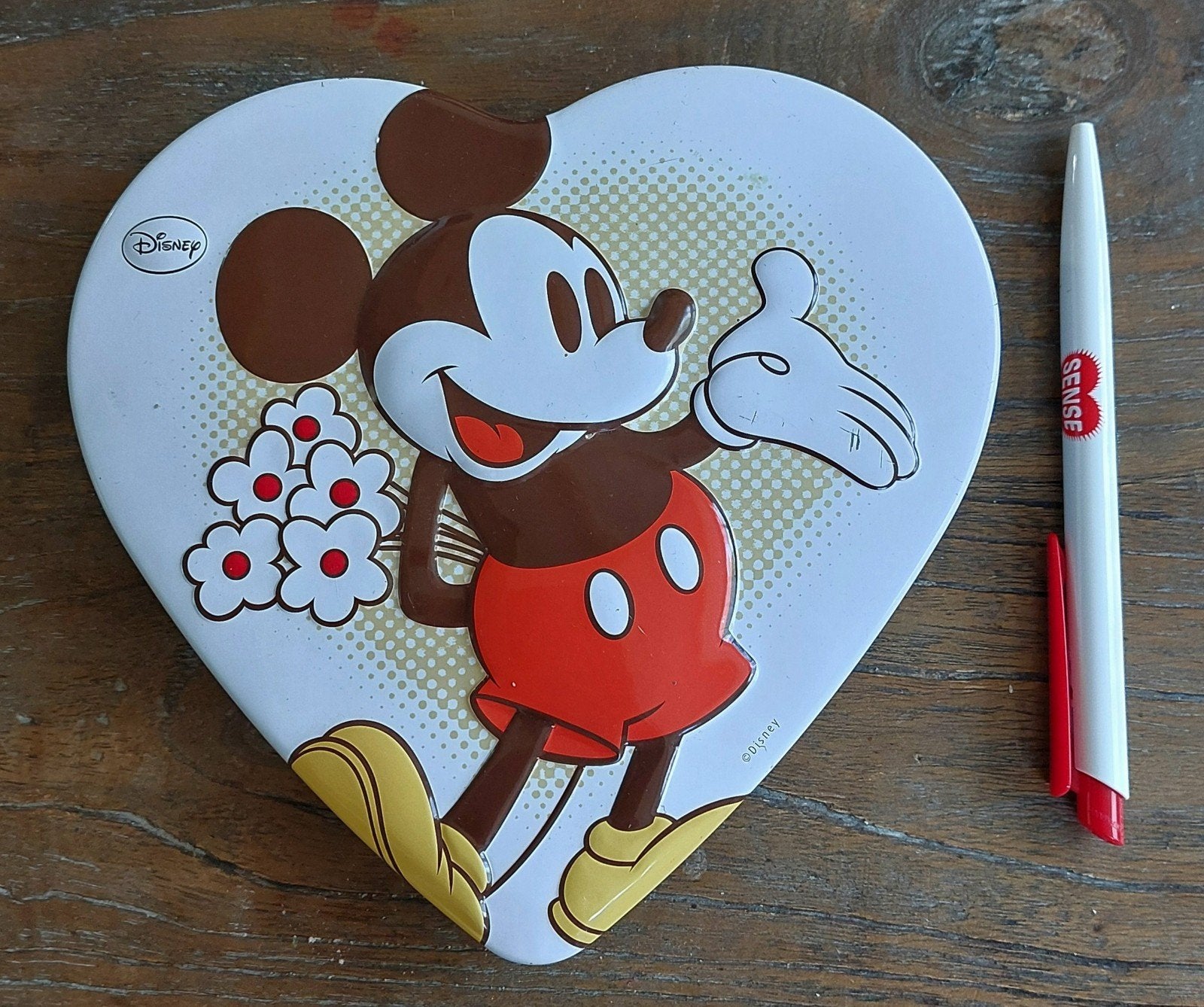 Disney Mickey Mouse Hartvormig Blikje - Zo goed als nieuw, Verzamelen, Disney, Verzenden, Mickey Mouse, Zo goed als nieuw