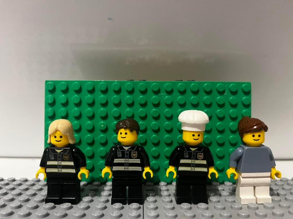 Minifiguren uit de legoset 10197, Ophalen of Verzenden, Zo goed als nieuw