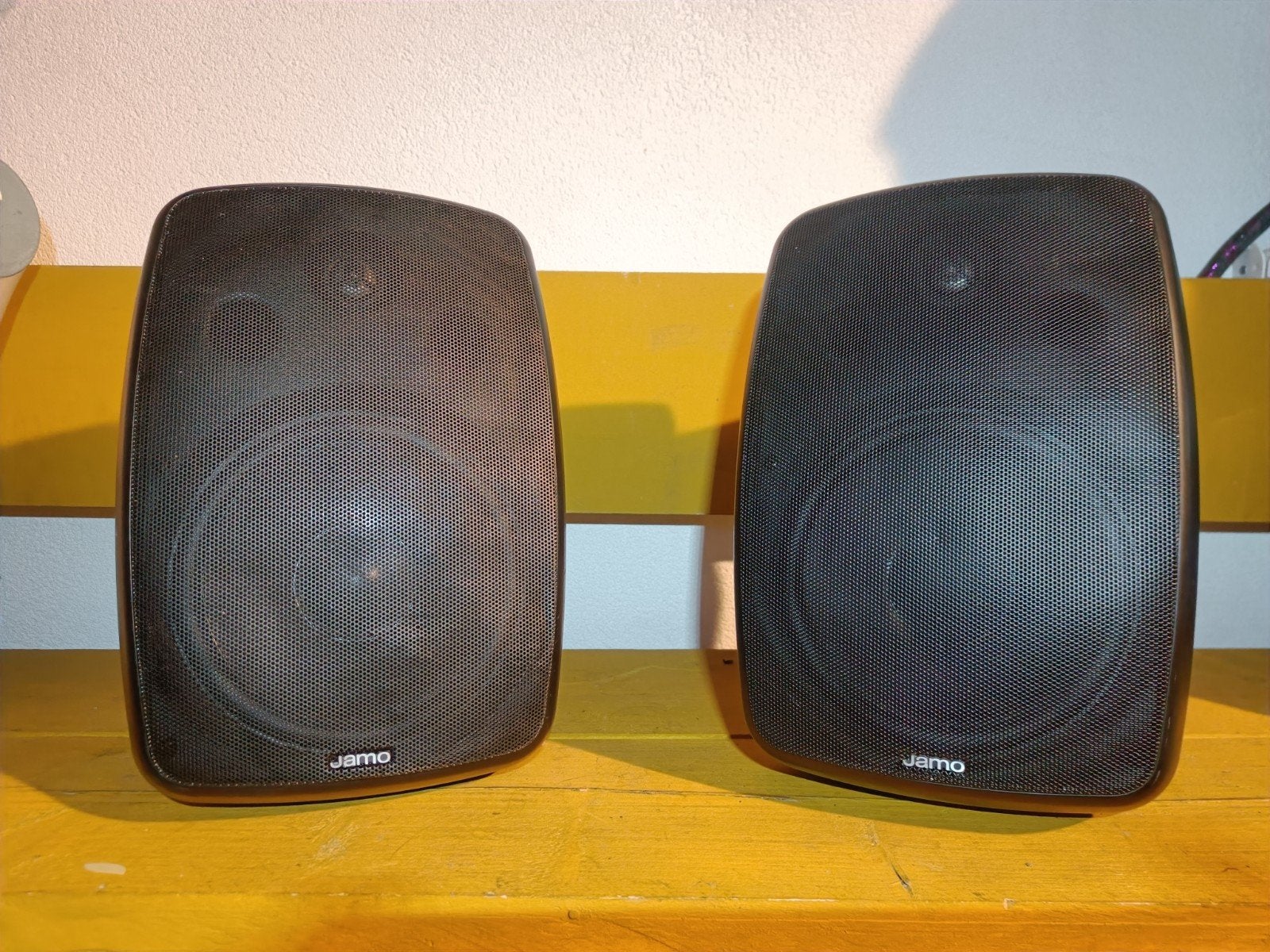 Jamo I/O 8A2 8 ohm speakerset - Gebruikt, Audio, Tv en Foto, Gebruikt, Inclusief muurbeugels, Speakerset, Ophalen of Verzenden