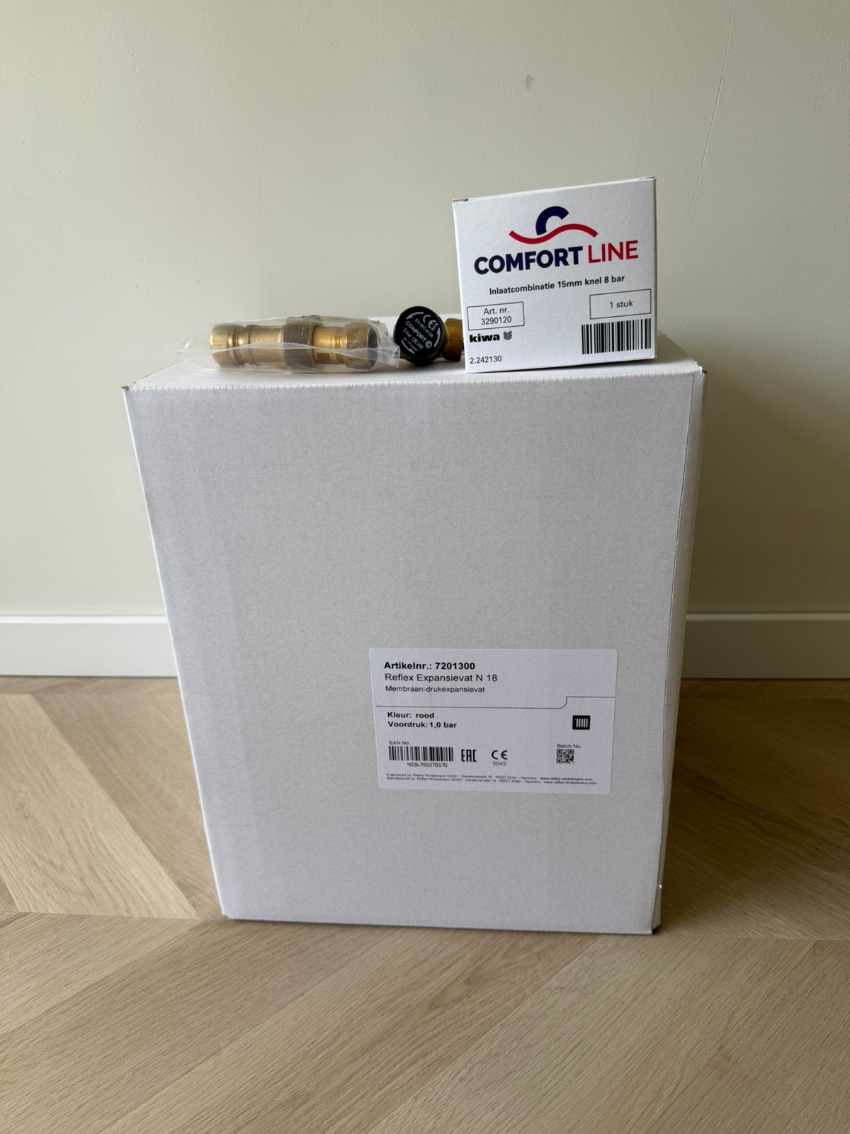Reflex Expansievat N 18L, 30 tot 80 cm, Cv-ketel of Combi-ketel, Minder dan 60 cm, Ophalen of Verzenden