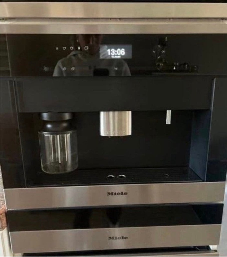 INBOUW MIELE koffiemachine Cappuccino, koffie CVA 6401, Ophalen, Afneembaar waterreservoir, 10 kopjes of meer, Koffiemachine