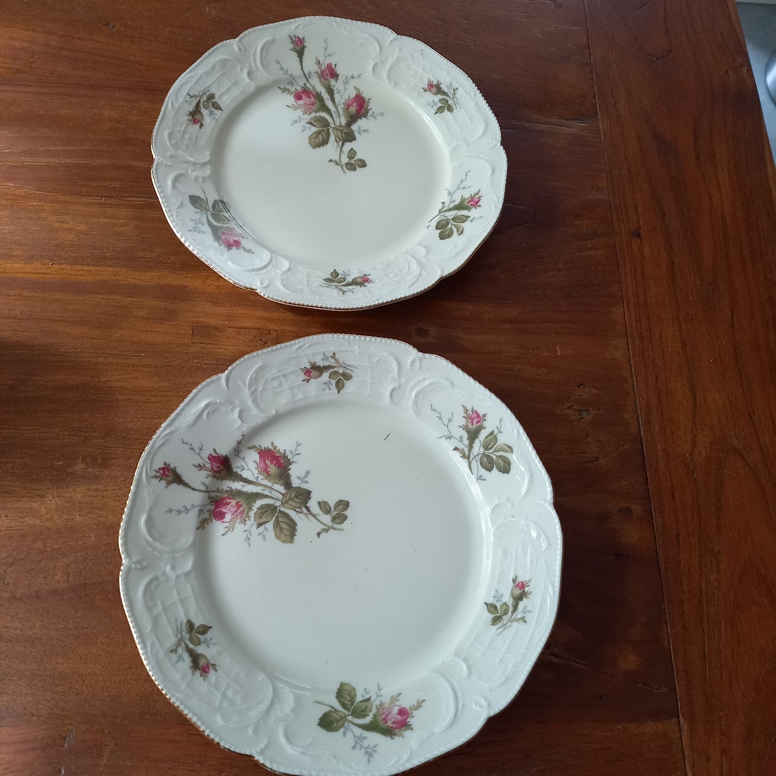 Rosenthal Moss Rose (Moosrose) boterham bordjes 2 x zgan, Ophalen of Verzenden, Zo goed als nieuw, Bord(en), Overige stijlen
