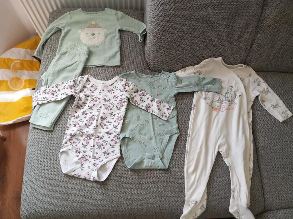 Rompers & pyjamas 74, Ophalen of Verzenden, Zo goed als nieuw, Maat 74