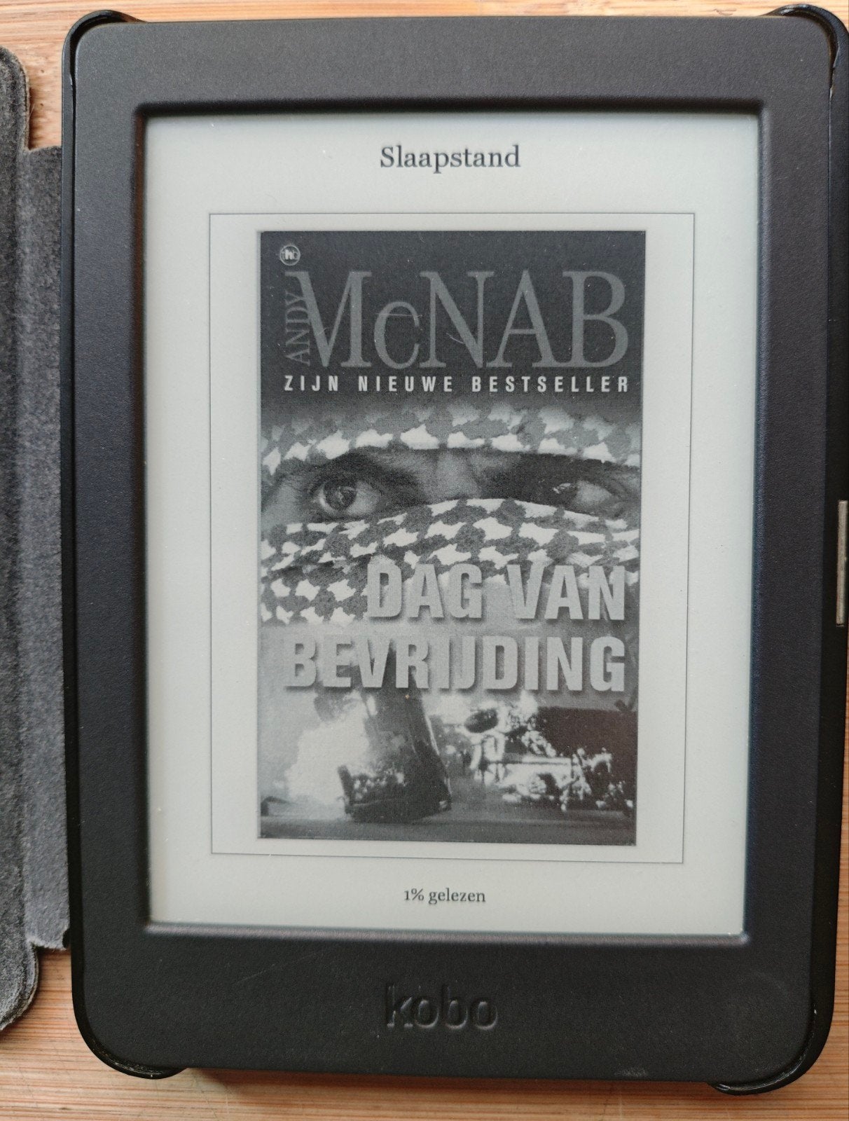 Kobo Nia e-reader + 3500+ boeken, Computers en Software, E-readers, 8 GB, Kobo nia, 6 inch of minder, Ophalen of Verzenden