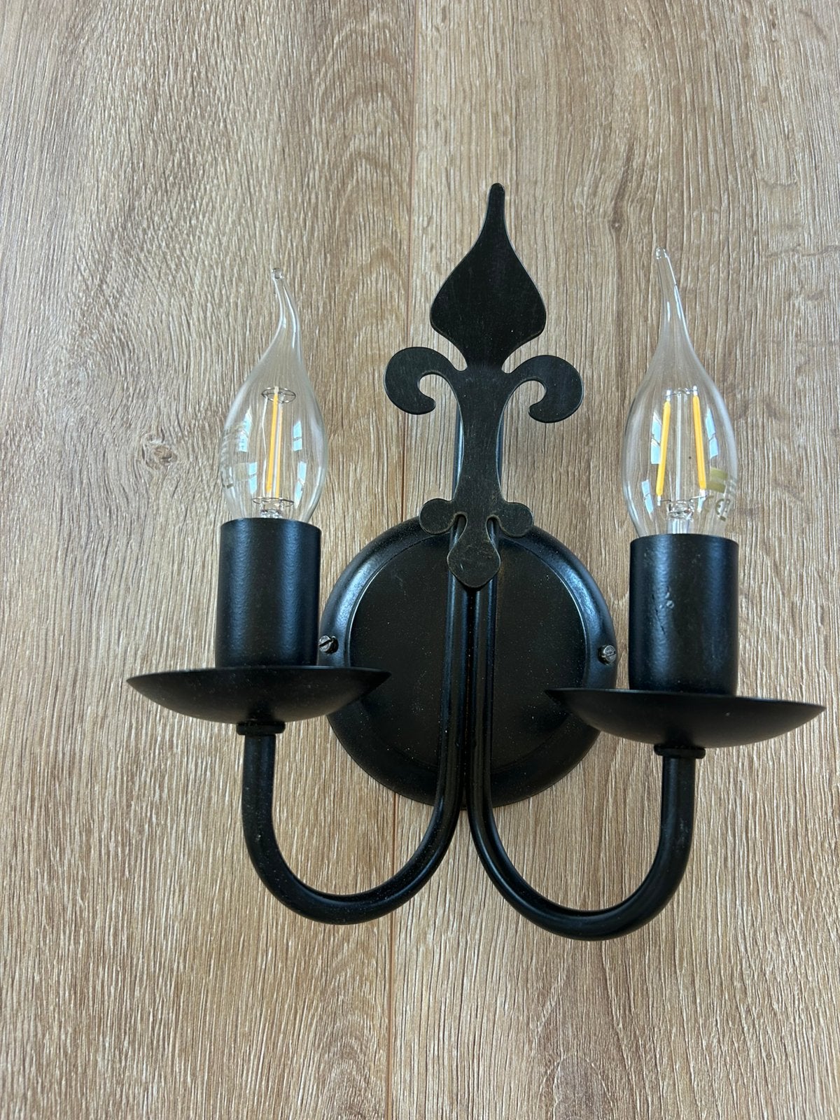 zwart muurlampje met twee lichtpunten, Huis en Inrichting, Lampen | Wandlampen, Ophalen, Gebruikt, Zwart, Metaal