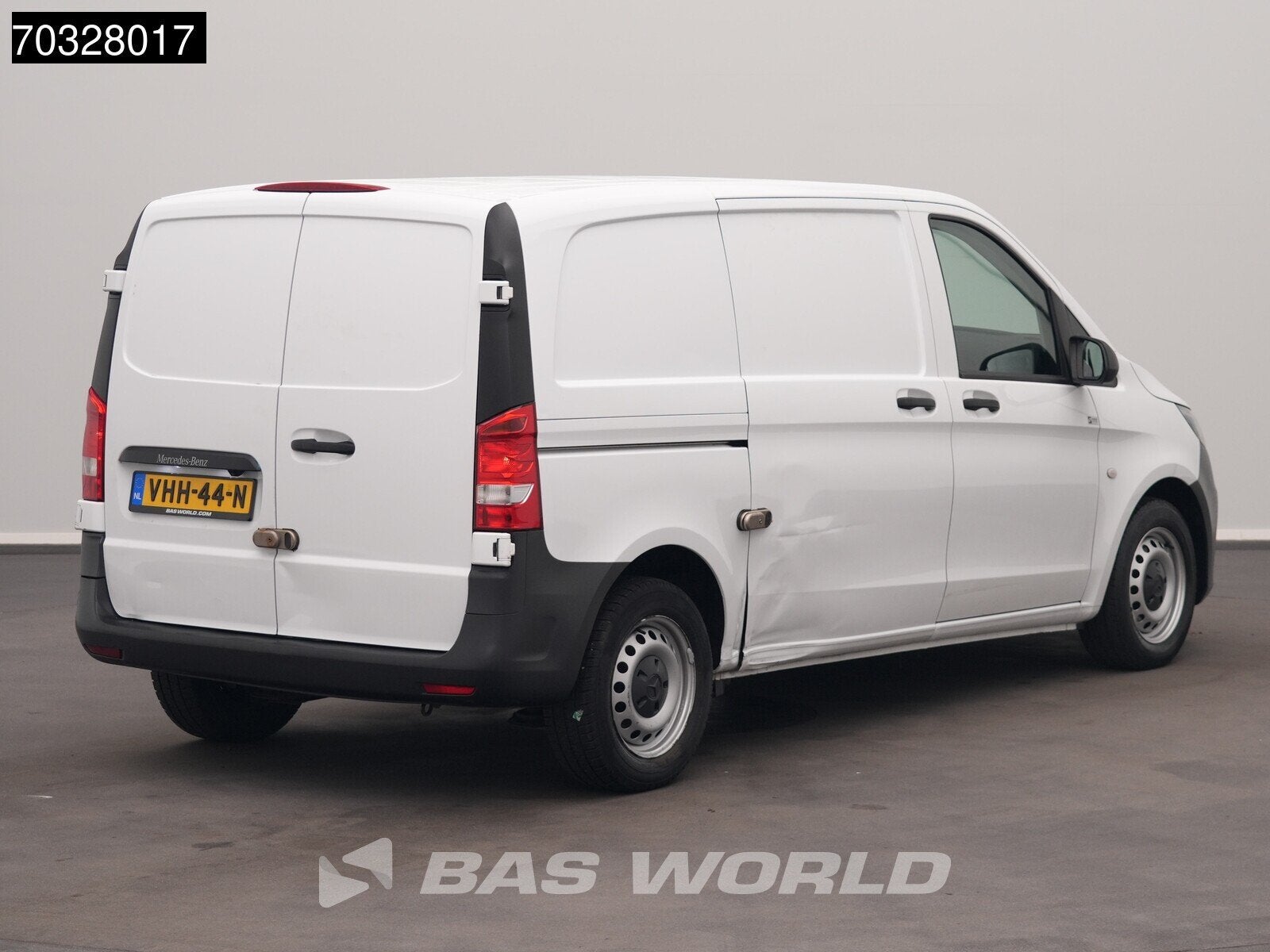 Mercedes Vito 110 L1H1 Navi Airco Cruise Camera Werkplaatsin, Stof, Gebruikt, Euro 6, 4 cilinders