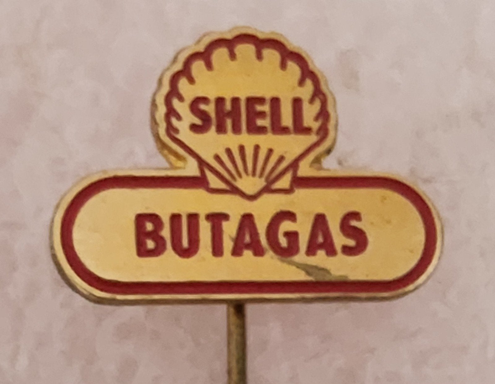 Vintage Shell Butagas Speldje, Ophalen of Verzenden, Gebruikt, Merk, Speldje of Pin