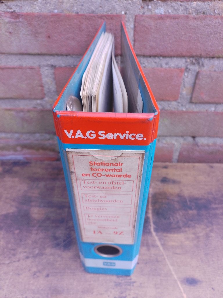 Zeldzaam boek afstelgegevens Volkswagen Audi jaren 80 - 90, Ophalen of Verzenden, Gelezen, Volkswagen
