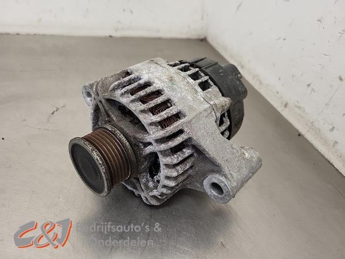 Dynamo van een Opel Combo, Gebruikt, -, -, Opel