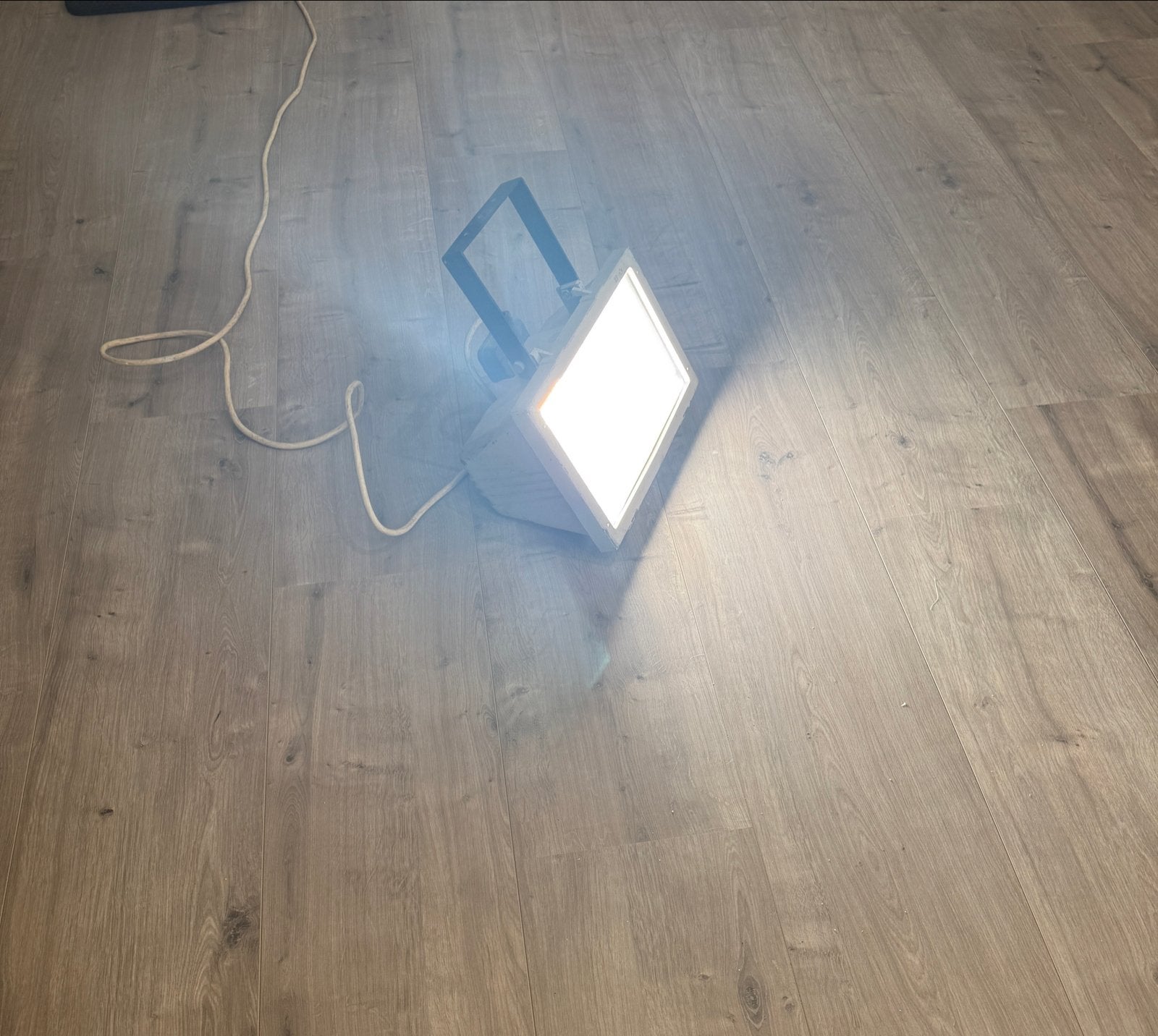 Krachtige LED bouwlamp / schijnwerper, Ophalen, Gebruikt, 50 tot 200 watt, Armatuur