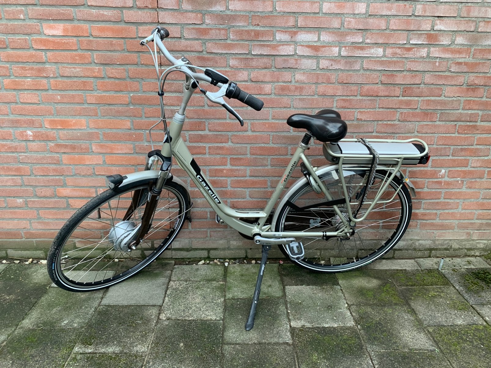 Gazelle puls elektrische damesfiets km 2010, Ophalen, Zo goed als nieuw, 51 tot 55 cm, 50 km per accu of meer