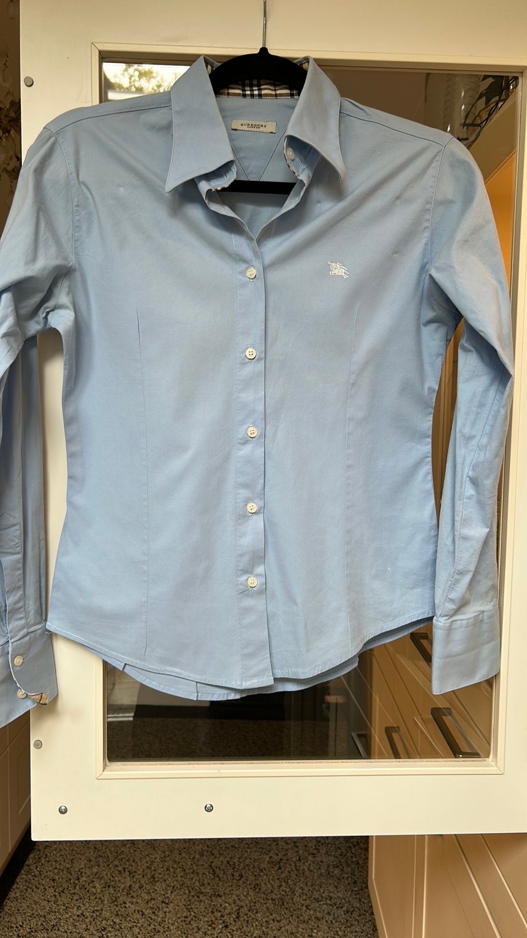 Hemelblauwe BURBERRY classy blouse, ruiten accenten S  IZGS, Ophalen of Verzenden, Zo goed als nieuw, Maat 36 (S), Blauw