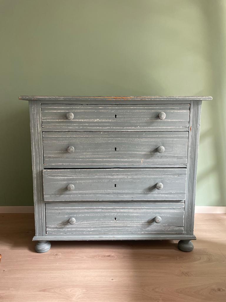 Vintage commode, Kinderen en Baby's, Kinderkamer | Commodes en Kasten, Gebruikt, Kast, 50 tot 70 cm, 75 tot 100 cm