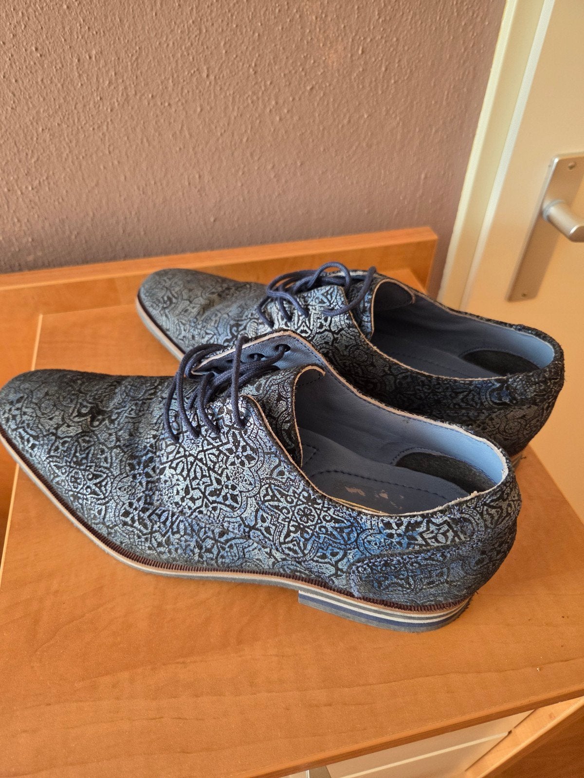 Blauw-zwarte herenschoenen met veter - Maat 42, Blauw, Ophalen of Verzenden, Zo goed als nieuw, Veterschoenen