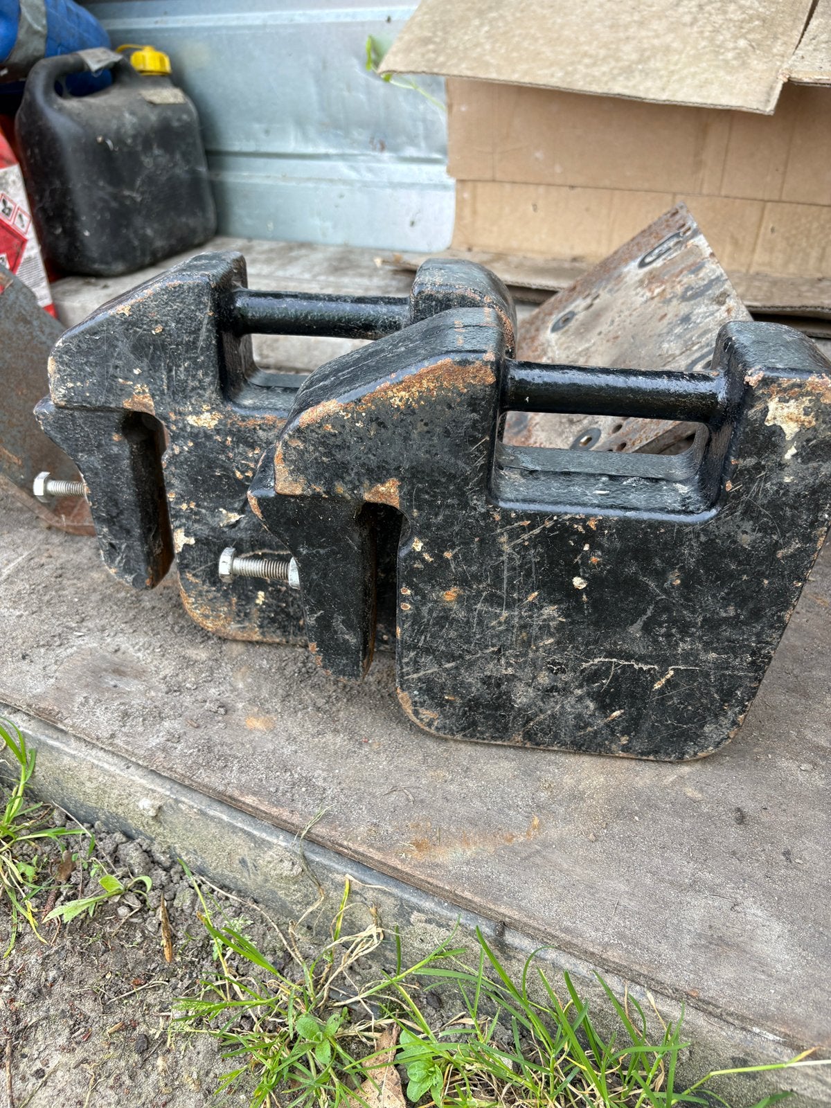 Gewichtdrager 2-wieltractor, incl. beugel en 2 x 20 kg, Tuin en Terras, Ophalen, Gebruikt
