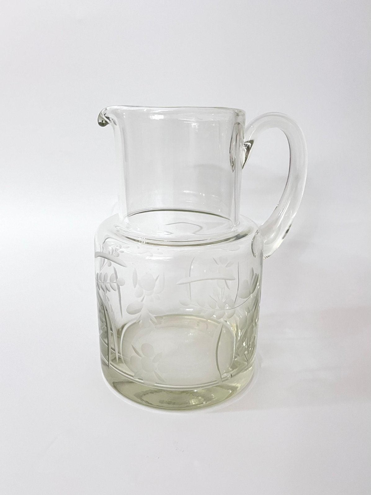 Vintage glazen karaf met geëtst bloemmotief, Antiek en Kunst, Ophalen of Verzenden
