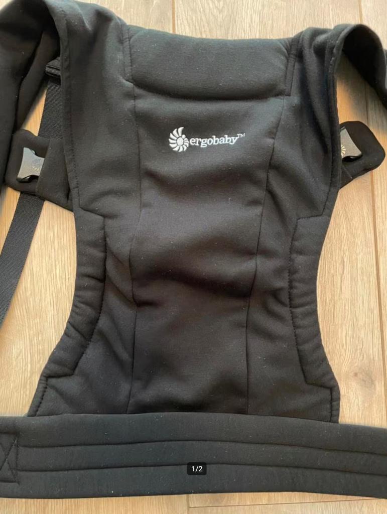 Ergobaby Embrace Soft Draagzak Carrier Pure Black als Nieuw!, Overige merken, Buik of Rug, Ophalen of Verzenden, Zo goed als nieuw