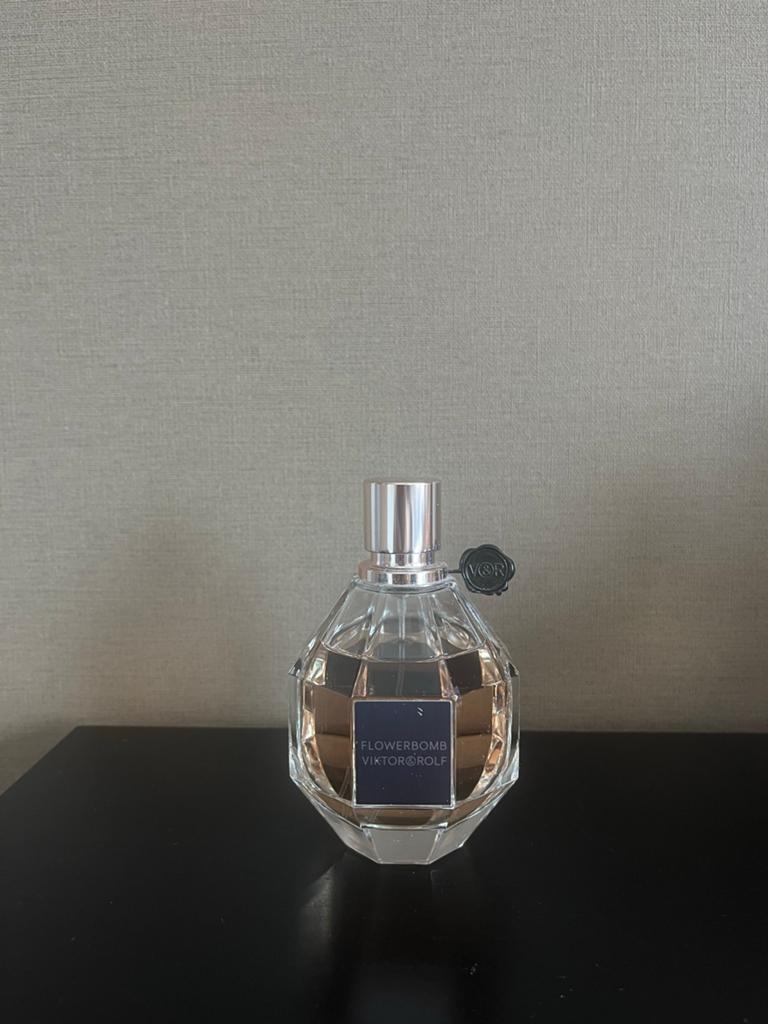 Viktor & Rolf Flowerbomb Eau de Parfum, Ophalen of Verzenden, Gebruikt