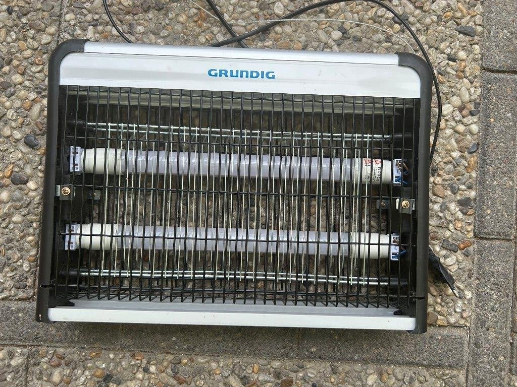 Insectenlamp Grundig, Ophalen, Ongediertebestrijding