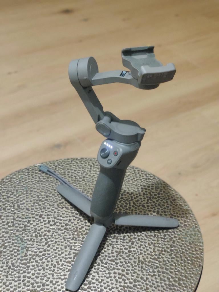 DJI Osmo Mobile 3, Ophalen of Verzenden, Minder dan 150 cm, Overige typen