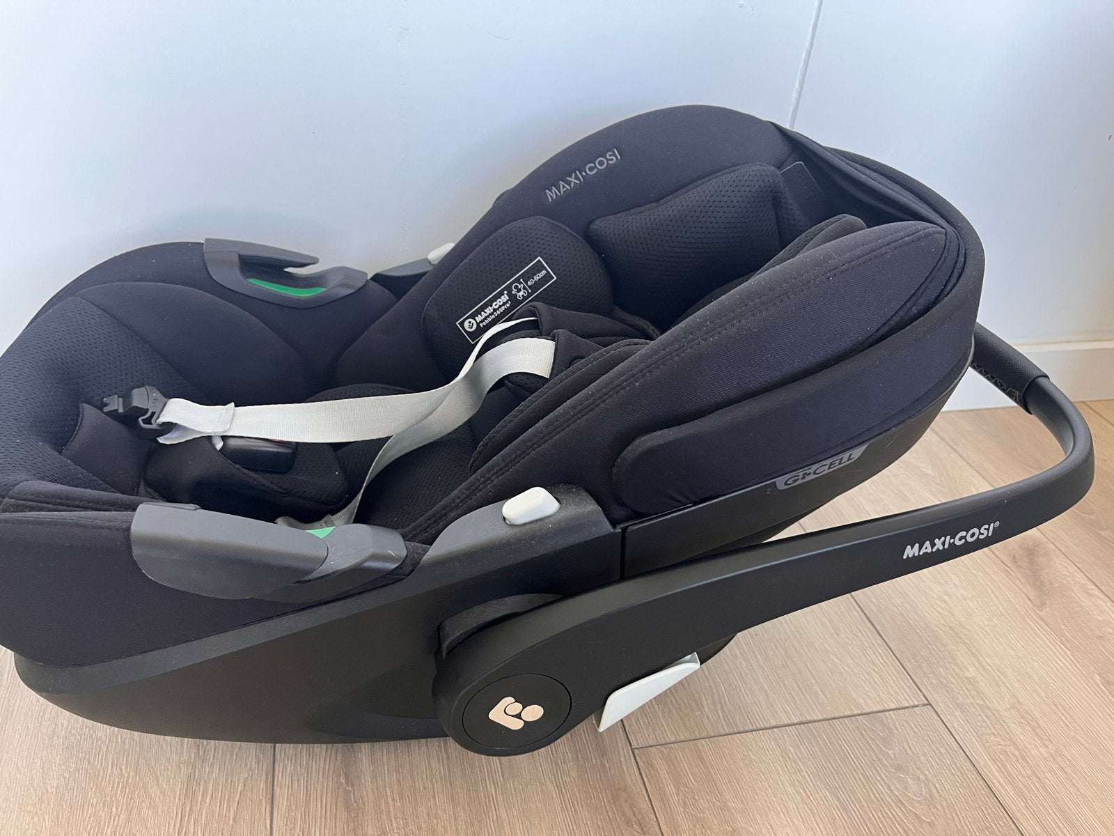 Maxi-Cosi Pebble 360º i-Size  - Zo goed als nieuw, Kinderen en Baby's, Autostoeltjes, Ophalen, Autogordel, Zijbescherming, Zo goed als nieuw