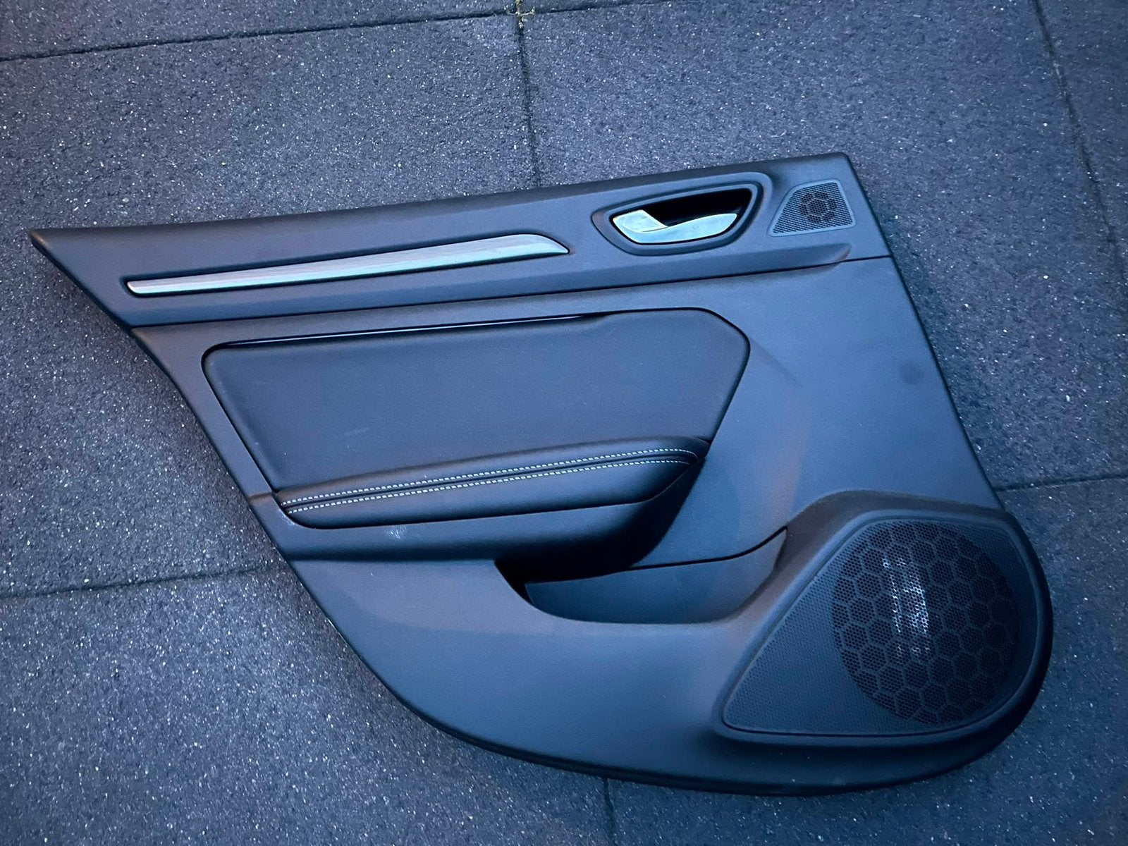 Renault Megane IV 2016 - 2024 Bose deurpaneel linksachter, Ophalen of Verzenden, Gebruikt, Renault