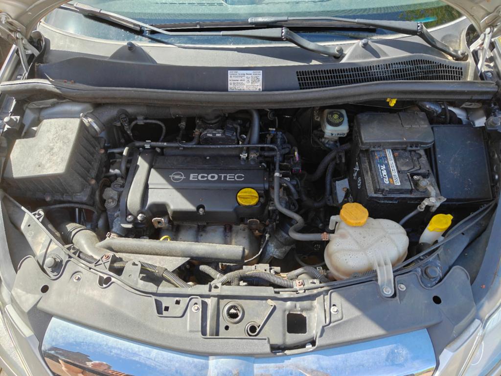 Opel Corsa 1.4 16V 3D WR 2007 Grijs, Voorwielaandrijving, Stof, 40 €/maand, 4 cilinders