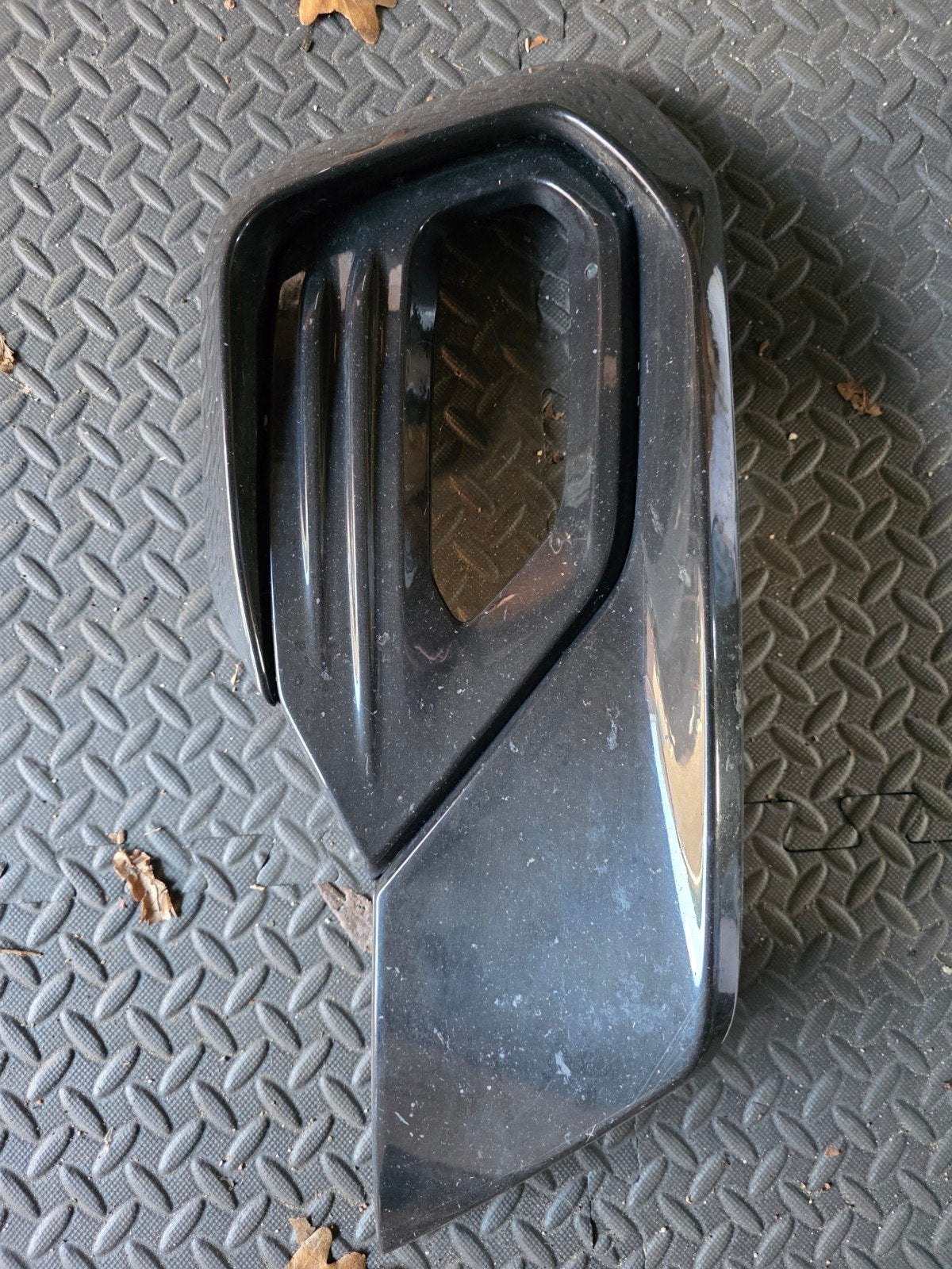 Ford Fiesta mk8 mistlichtkap linksvoor, Ophalen, Gebruikt, Voor, Ford