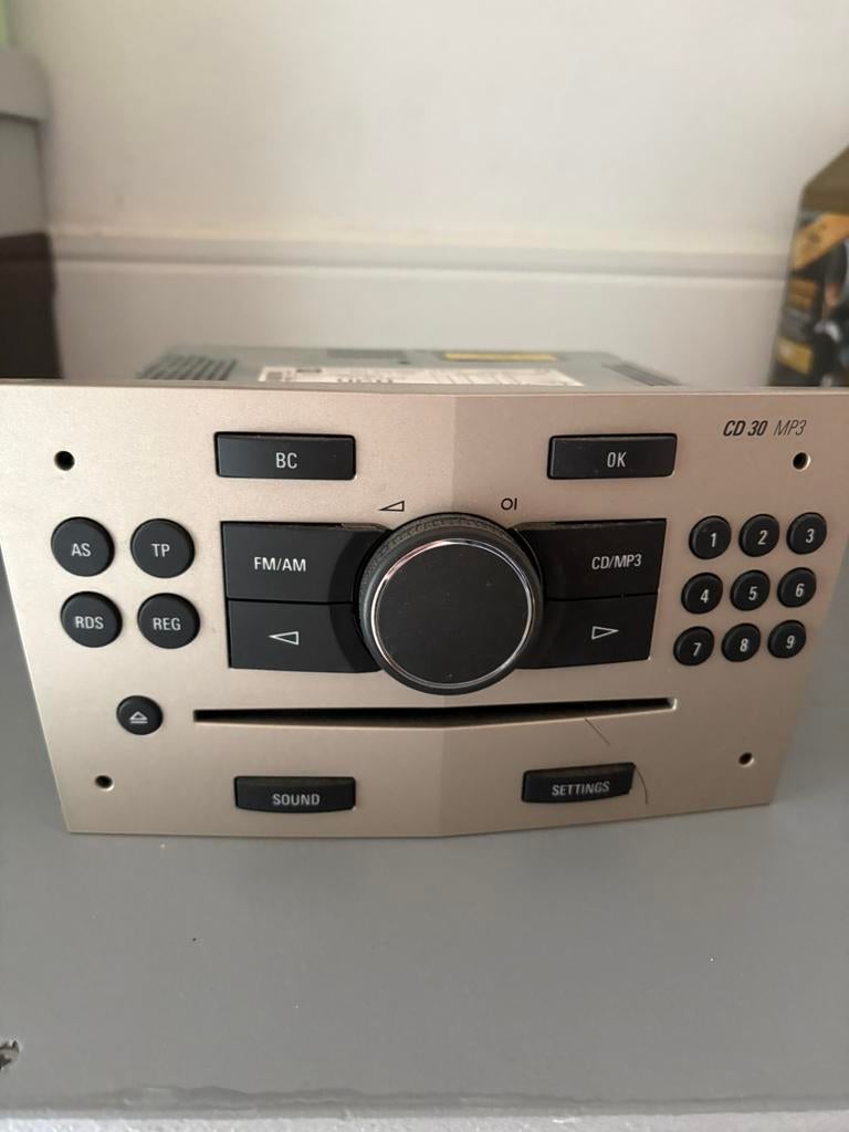 Opel astra h radio, Ophalen, Zo goed als nieuw