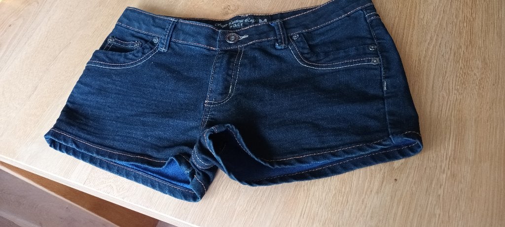Super kort DAMES SPIJKERBROEKJE. Maat M. Bijna NIEUW!, Blauw, Overige jeansmaten, Ophalen of Verzenden, Zo goed als nieuw